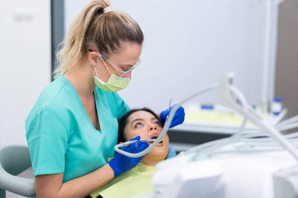 Best Walk-In Emergency Dentist in Lla Lla East, WA